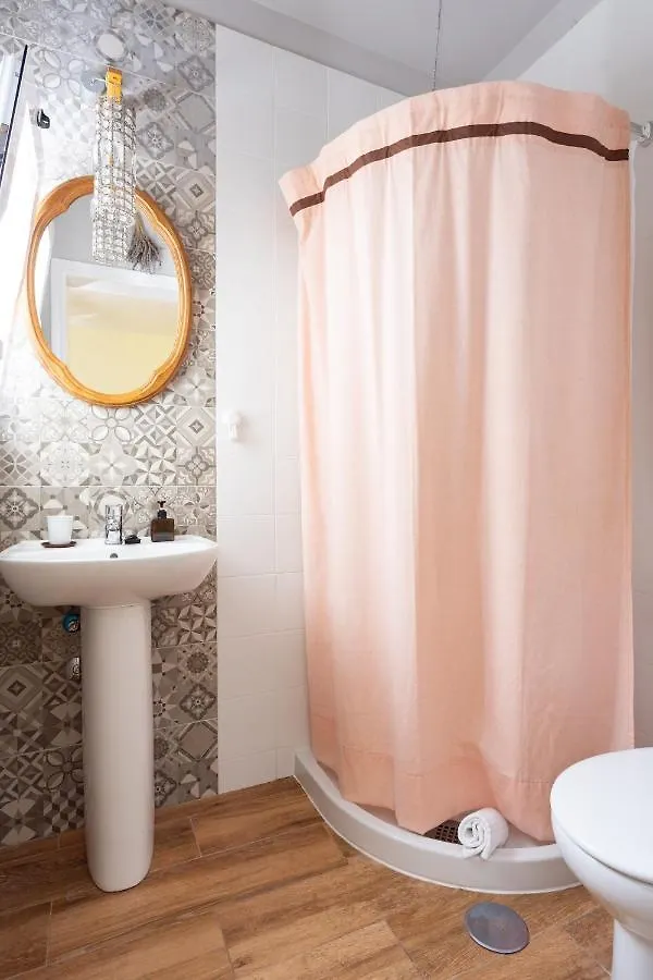 Casa Dona Carmela Guesthouse - Adults Only Santa Cruz de Tenerife Alojamento de Acomodação e Pequeno-almoço